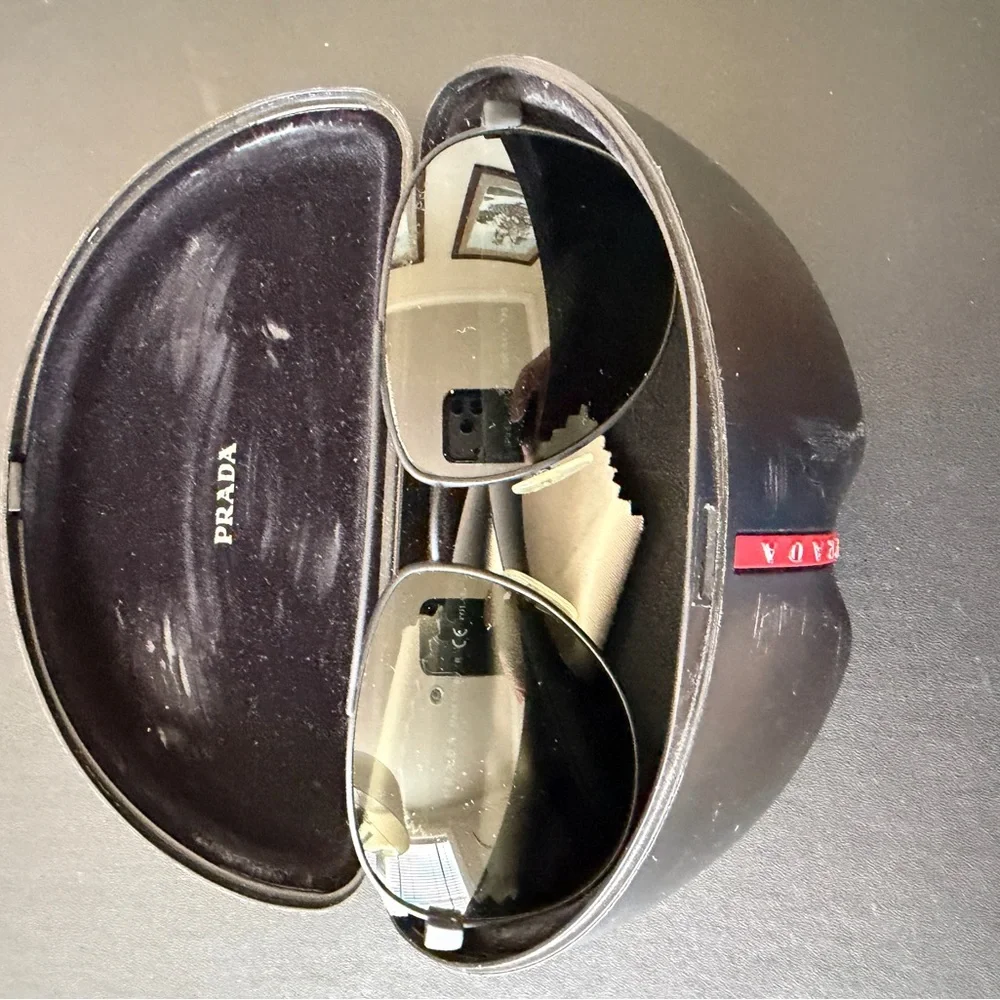 Prada classic aviator